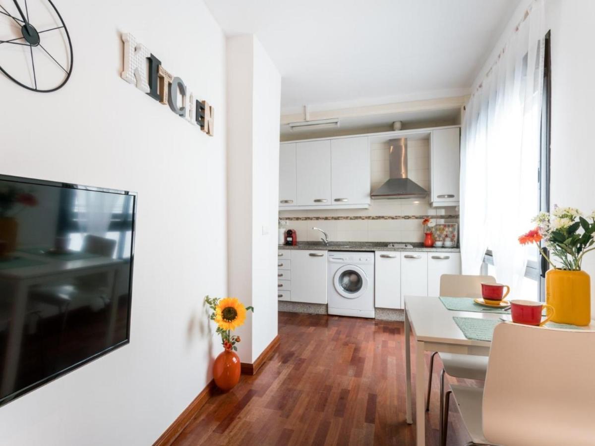 Holi-Rent Santa Marina Appartement Sevilla Buitenkant foto