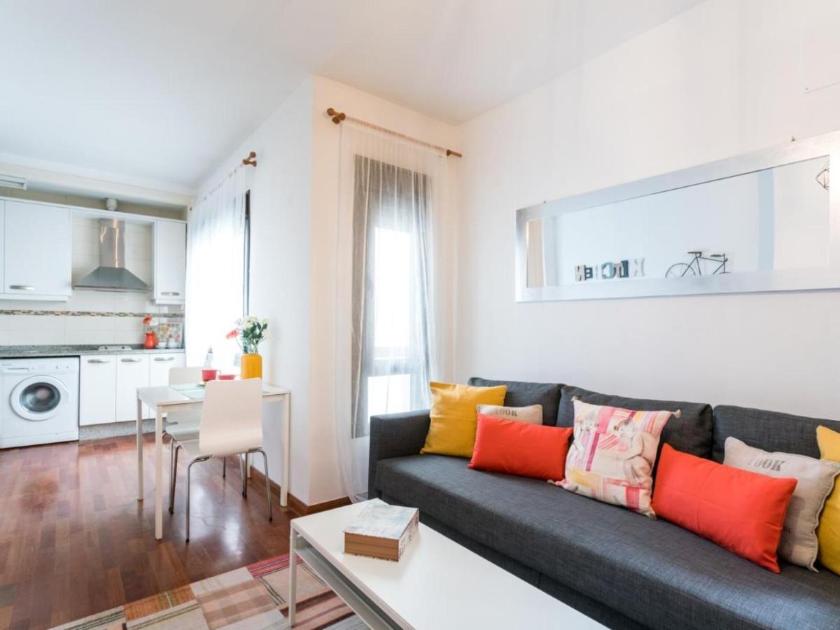 Holi-Rent Santa Marina Appartement Sevilla Buitenkant foto