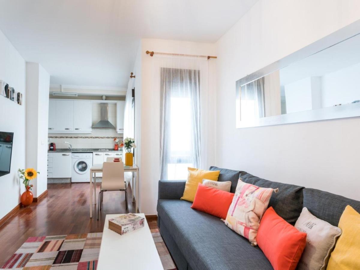 Holi-Rent Santa Marina Appartement Sevilla Buitenkant foto