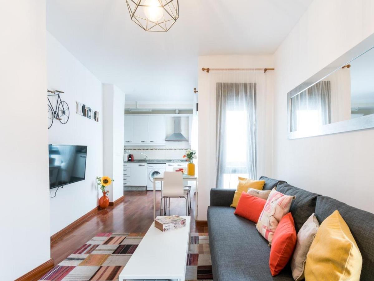 Holi-Rent Santa Marina Appartement Sevilla Buitenkant foto